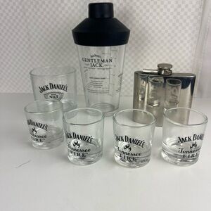 Lot/7 Glass Jack Daniels Gentleman Jack‎ Cocktail Shaker/Lid 4/shot Glass/flask